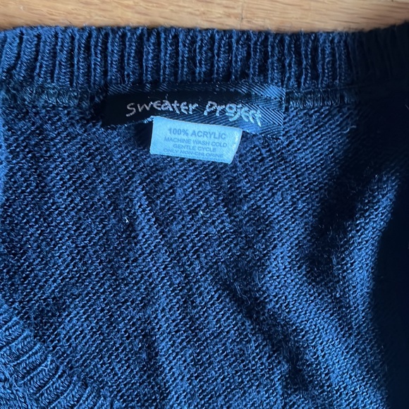 Black sweater project cover up  sweater - Picture 3 of 8